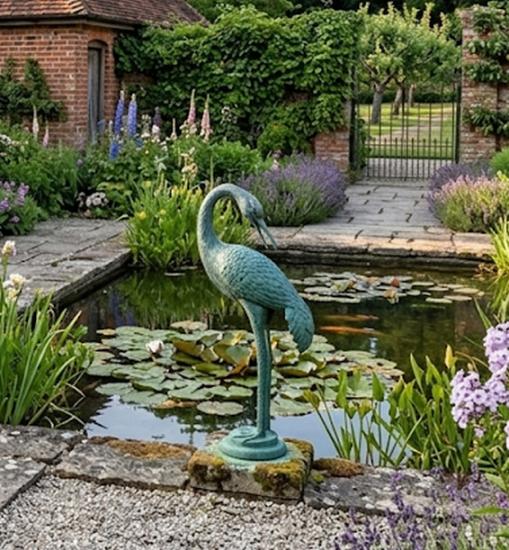 Kanisch Bronze Figur